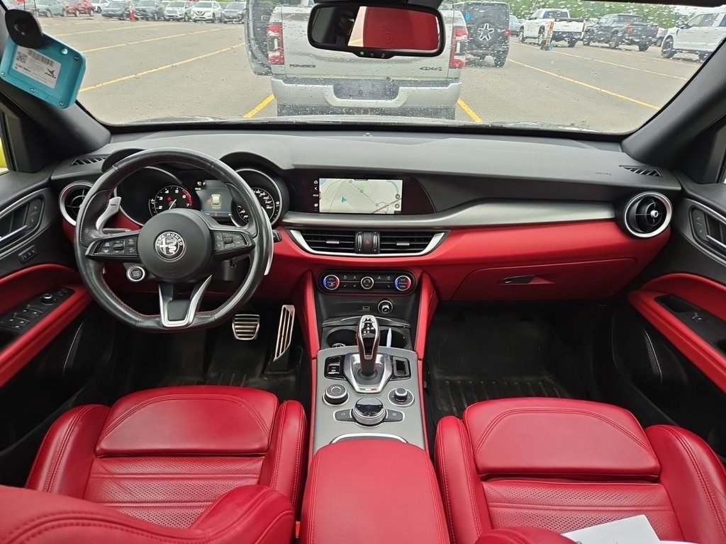 2021 Alfa Romeo Stelvio Ti Sport AWD in St-Jean-Sur-Richelieu, Quebec - 2 - w1024h768px
