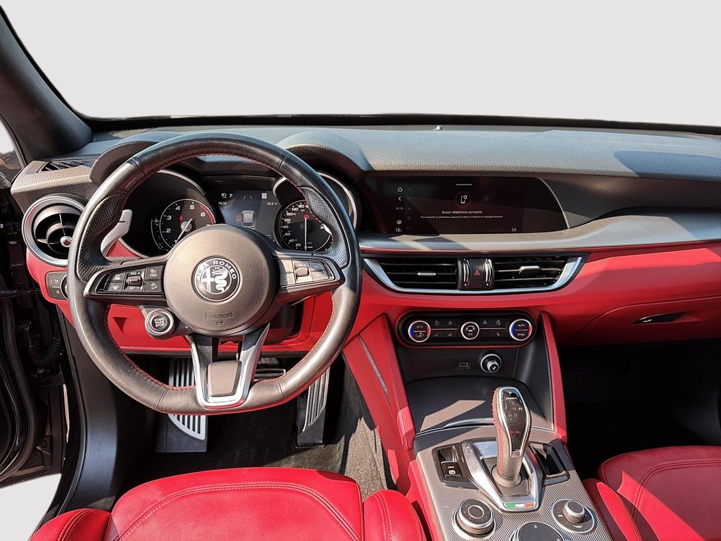 Alfa Romeo Stelvio Ti Sport AWD 2021 à St-Jean-Sur-Richelieu, Québec - 10 - w1024h768px