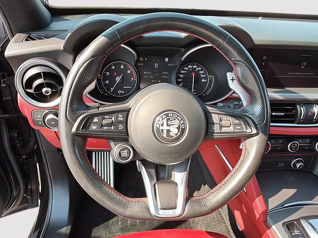 Alfa Romeo Stelvio Ti Sport AWD 2021 à St-Jean-Sur-Richelieu, Québec - 12 - w1024h768px