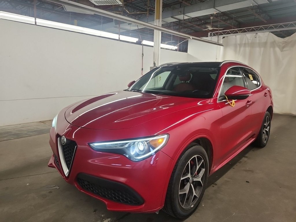 Alfa Romeo Stelvio AWD TOIT-PANORAMIQUE 2021 à St-Jean-Sur-Richelieu, Québec - 1 - w1024h768px