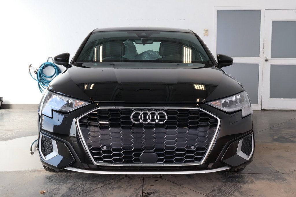 2022 Audi A3 SEDAN Komfort Quattro BAS KM !!! in St-Jean-Sur-Richelieu, Quebec - 3 - w1024h768px