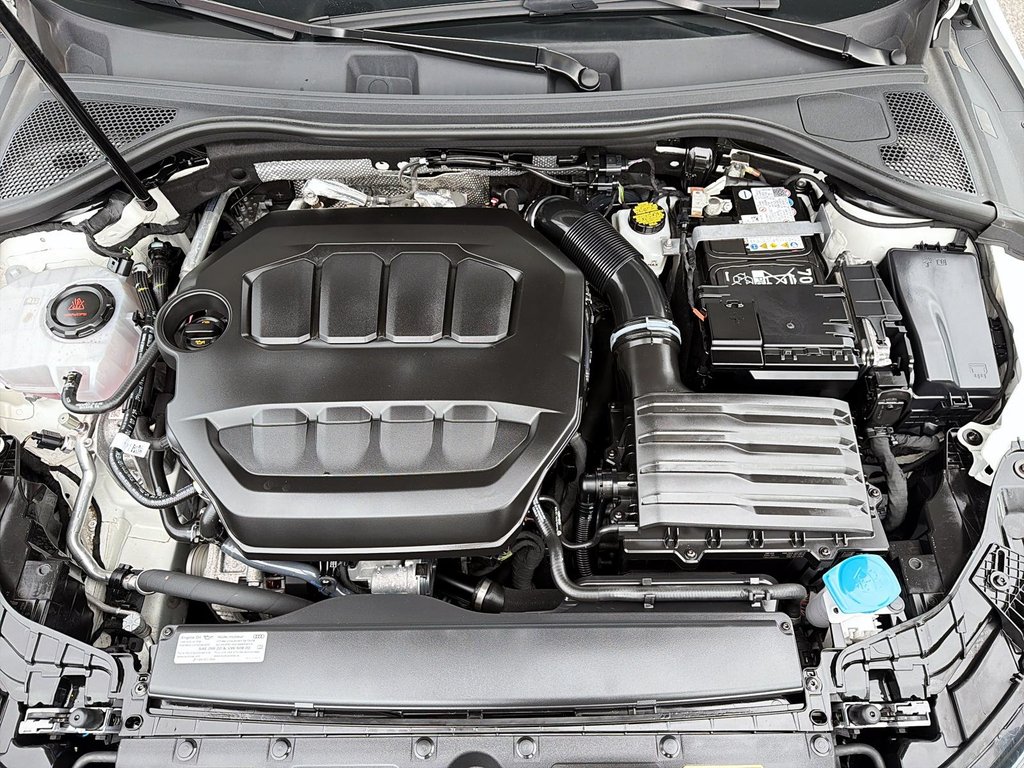 2025 Audi A3 Sedan Progressiv S-Line Quattro in St-Jean-Sur-Richelieu, Quebec - 8 - w1024h768px