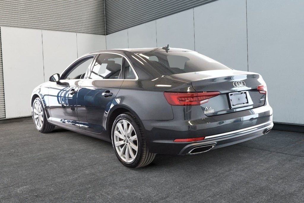 Audi A4 Sedan Komfort Quattro - Toit-Ouvrant - Cuir 2019 à St-Jean-Sur-Richelieu, Québec - 5 - w1024h768px
