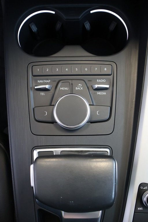 Audi A4 Sedan Komfort Quattro - Toit-Ouvrant - Cuir 2019 à St-Jean-Sur-Richelieu, Québec - 19 - w1024h768px