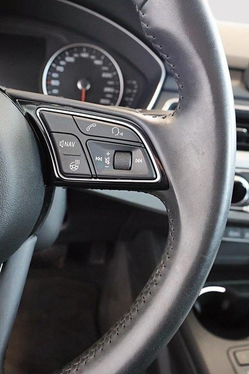 Audi A4 Sedan Komfort Quattro - Toit-Ouvrant - Cuir 2019 à St-Jean-Sur-Richelieu, Québec - 14 - w1024h768px