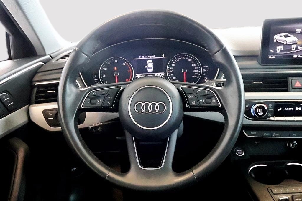 Audi A4 Sedan Komfort Quattro - Toit-Ouvrant - Cuir 2019 à St-Jean-Sur-Richelieu, Québec - 12 - w1024h768px