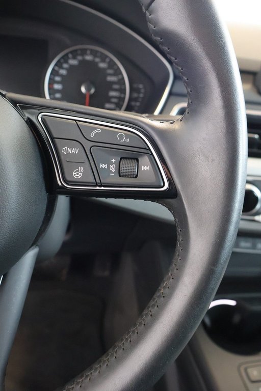 Audi A4 Sedan Komfort Quattro - Toit-Ouvrant - Cuir 2019 à St-Jean-Sur-Richelieu, Québec - 14 - w1024h768px