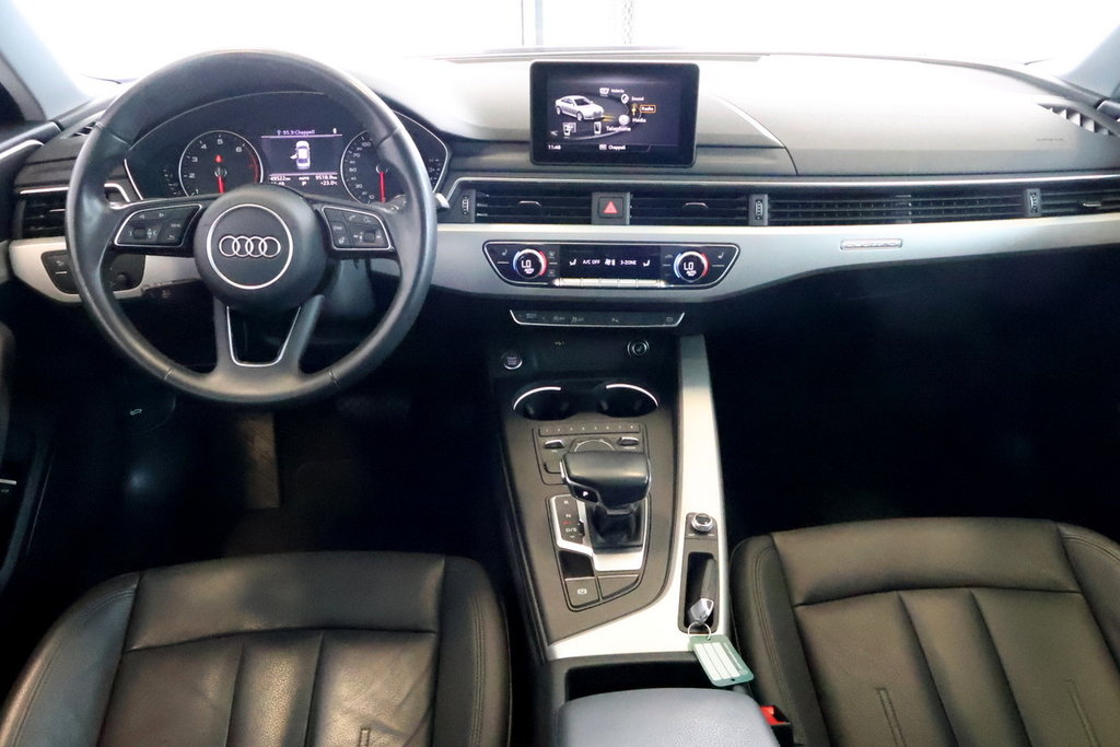 Audi A4 Sedan Komfort Quattro - Toit-Ouvrant - Cuir 2019 à St-Jean-Sur-Richelieu, Québec - 11 - w1024h768px