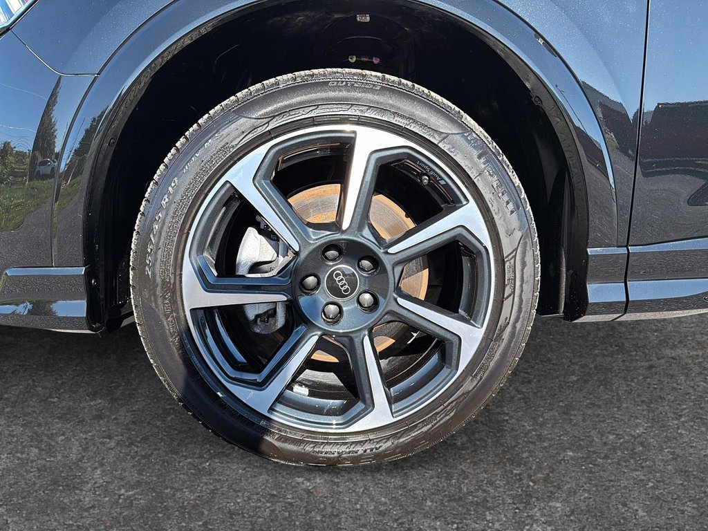 Audi Q3 Progressiv Quattro S-Line Black Optik 2024 à St-Jean-Sur-Richelieu, Québec - 7 - w1024h768px