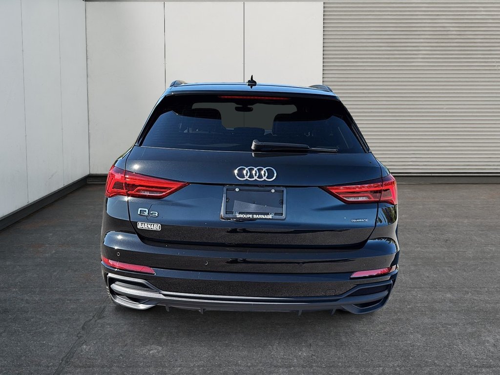 Audi Q3 Progressiv Quattro S-Line Black Optik 2024 à St-Jean-Sur-Richelieu, Québec - 3 - w1024h768px