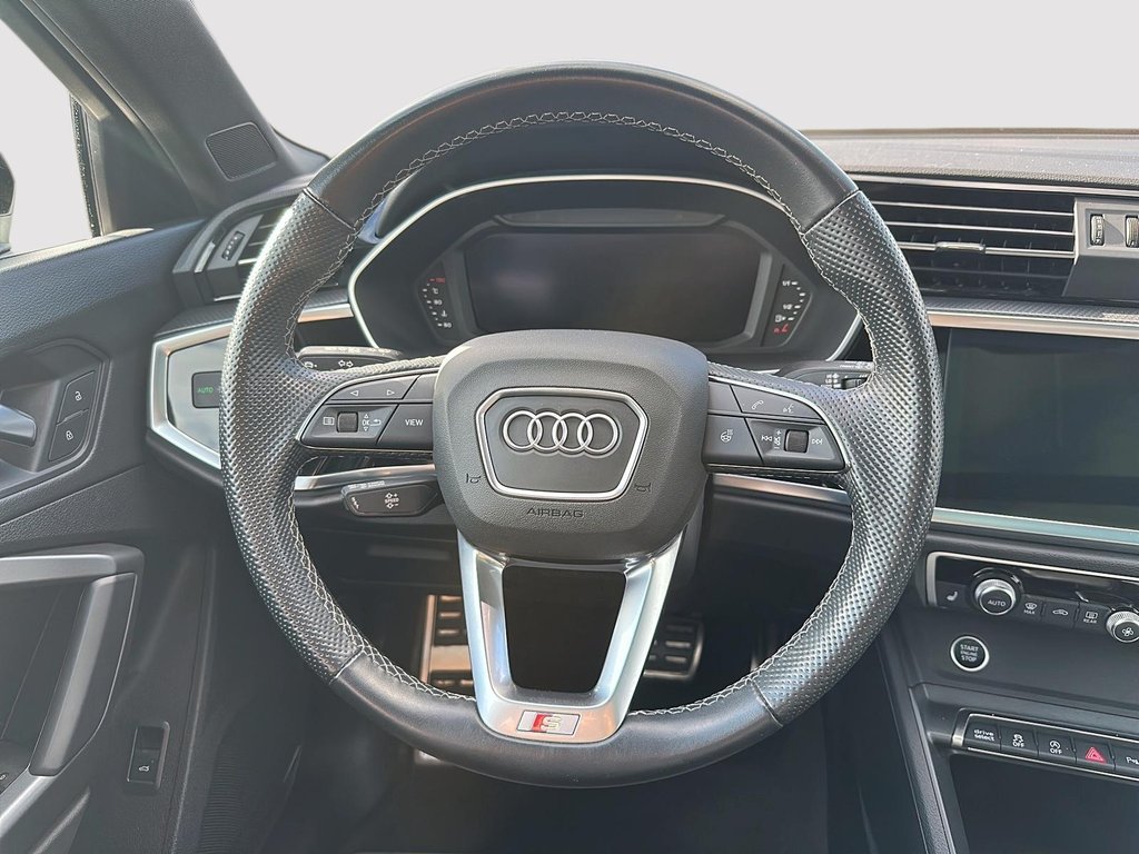 2024 Audi Q3 Progressiv Quattro S-Line in St-Jean-Sur-Richelieu, Quebec - 12 - w1024h768px