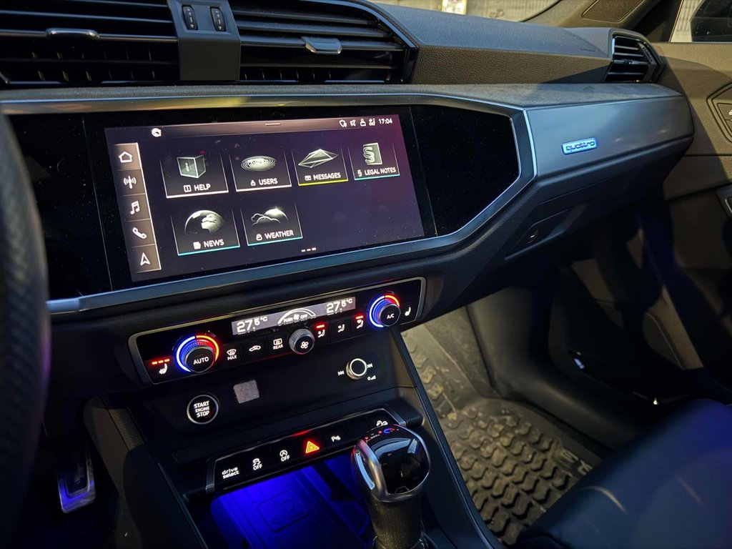 2023 Audi Q3 Technik Quattro S-Line Black Optik in St-Jean-Sur-Richelieu, Quebec - 5 - w1024h768px