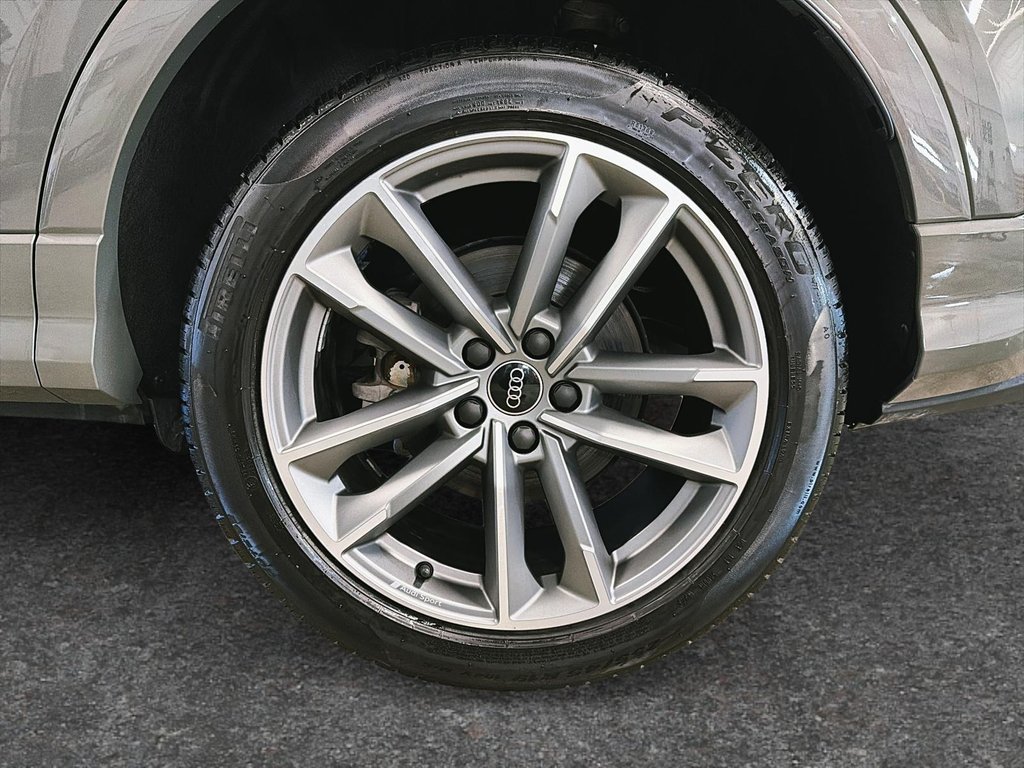 2024 Audi Q3 Komfort Quattro Black Optik in St-Jean-Sur-Richelieu, Quebec - 7 - w1024h768px