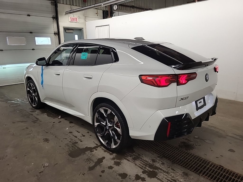 BMW X2 xDrive28i M-Sport Premium 2024 à St-Jean-Sur-Richelieu, Québec - 2 - w1024h768px