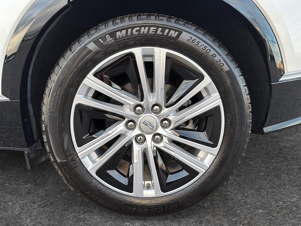 Cadillac LYRIQ TECH 2024 à St-Jean-Sur-Richelieu, Québec - 7 - w1024h768px