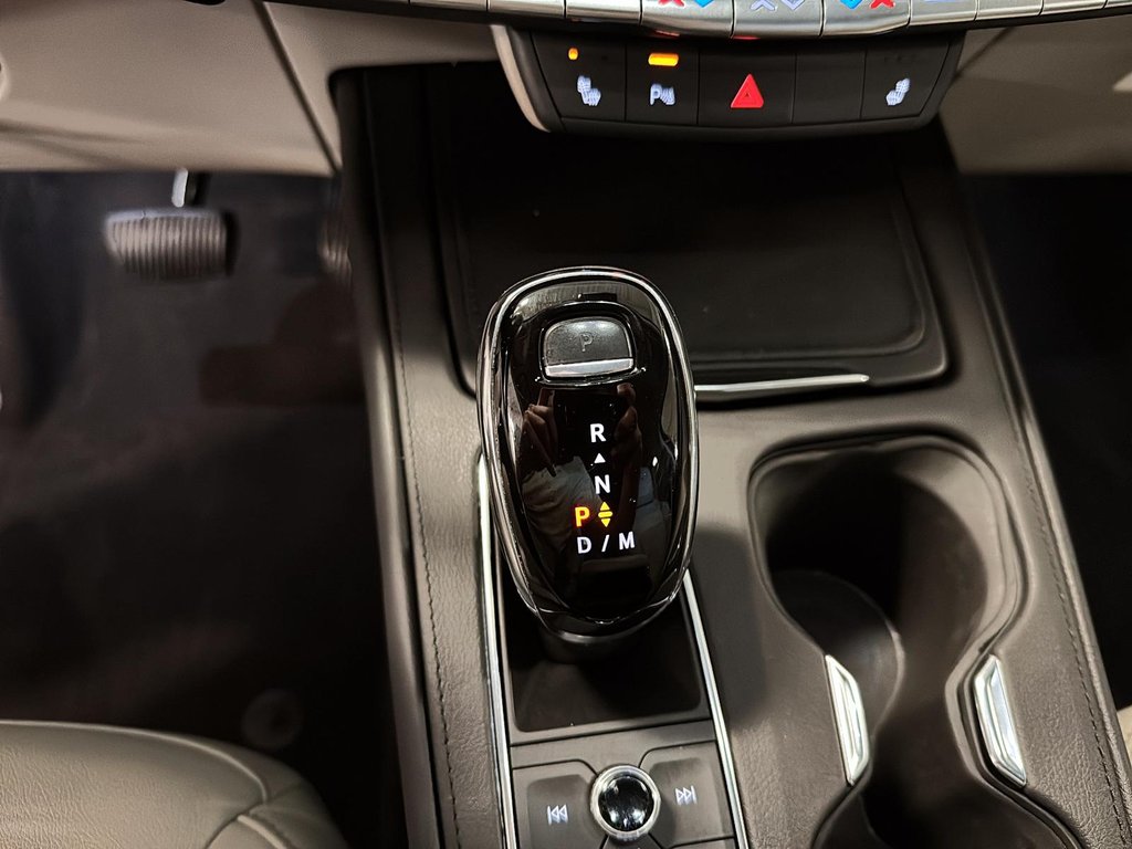 Cadillac XT4 AWD Luxury 2023 à St-Jean-Sur-Richelieu, Québec - 15 - w1024h768px