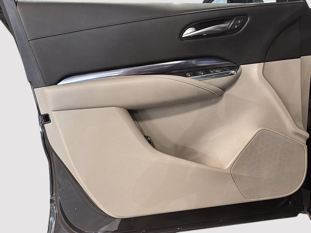 Cadillac XT4 AWD Luxury 2023 à St-Jean-Sur-Richelieu, Québec - 11 - w1024h768px