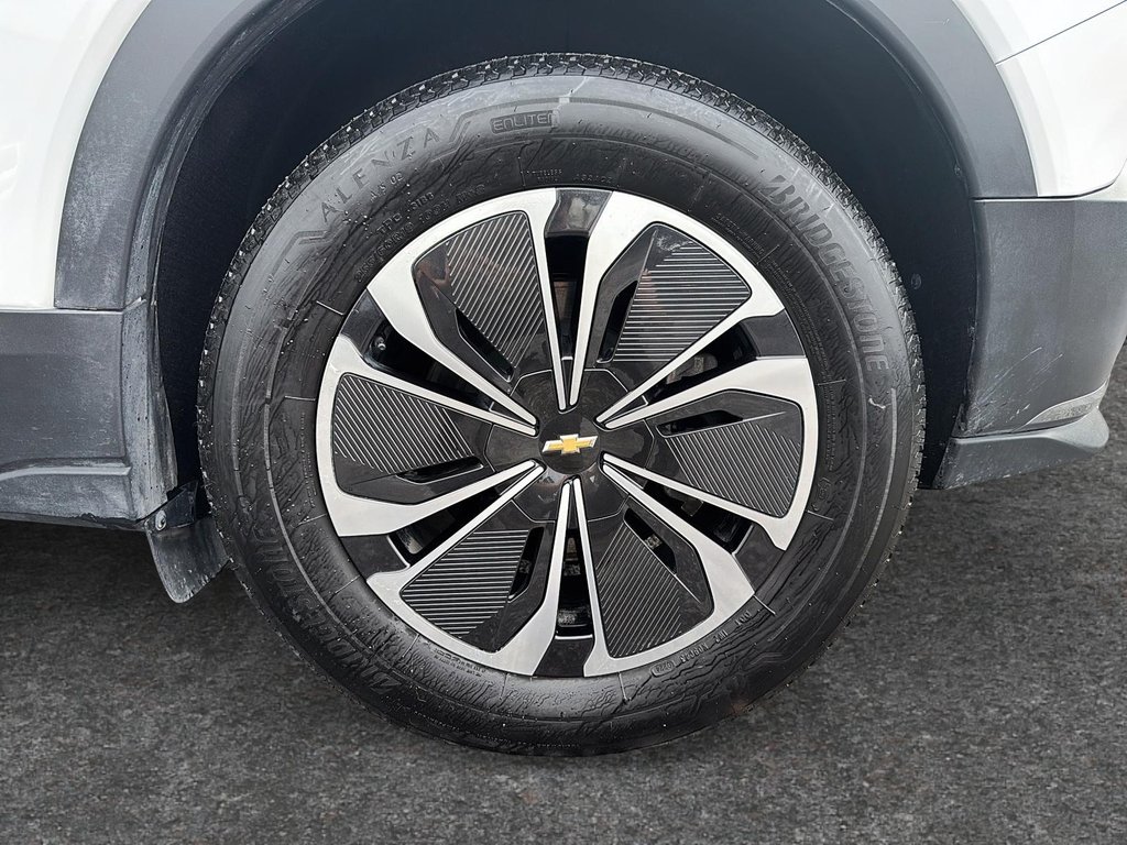 Chevrolet Blazer EV EAWD 2LT TOIT-PANORAMIQUE 2024 à St-Jean-Sur-Richelieu, Québec - 7 - w1024h768px