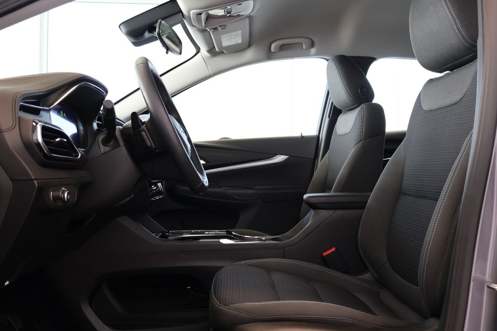 Chevrolet BOLT EUV LT 2023 à Saint-Hyacinthe, Québec - 6 - w1024h768px