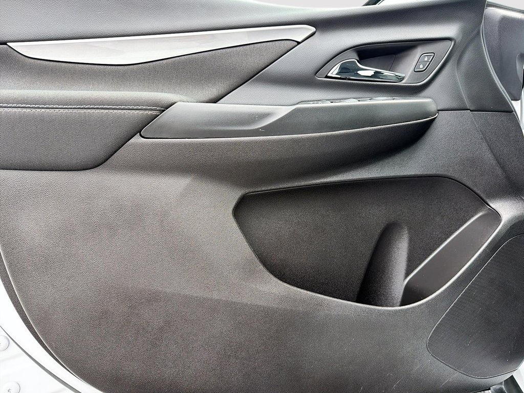 2023 Chevrolet Bolt EV LT CLIMATISEUR - APPLECARPLAY in St-Jean-Sur-Richelieu, Quebec - 11 - w1024h768px
