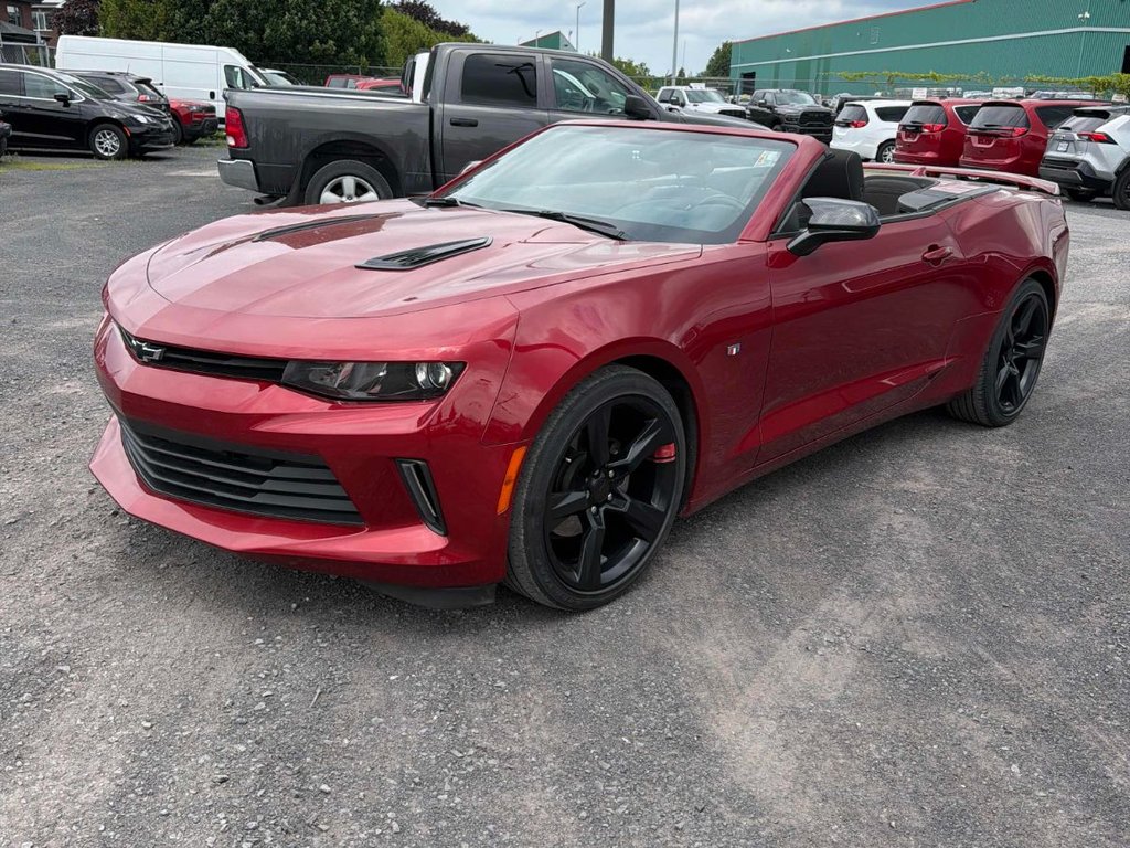 2018 Chevrolet Camaro CONVERTIBLE LT V6 in St-Jean-Sur-Richelieu, Quebec - 1 - w1024h768px