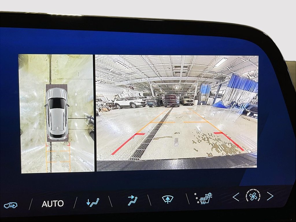 Chevrolet Equinox EV LT2 GR COMMODITÉ - TOIT-PANORAMIQUE 2025 à St-Jean-Sur-Richelieu, Québec - 16 - w1024h768px