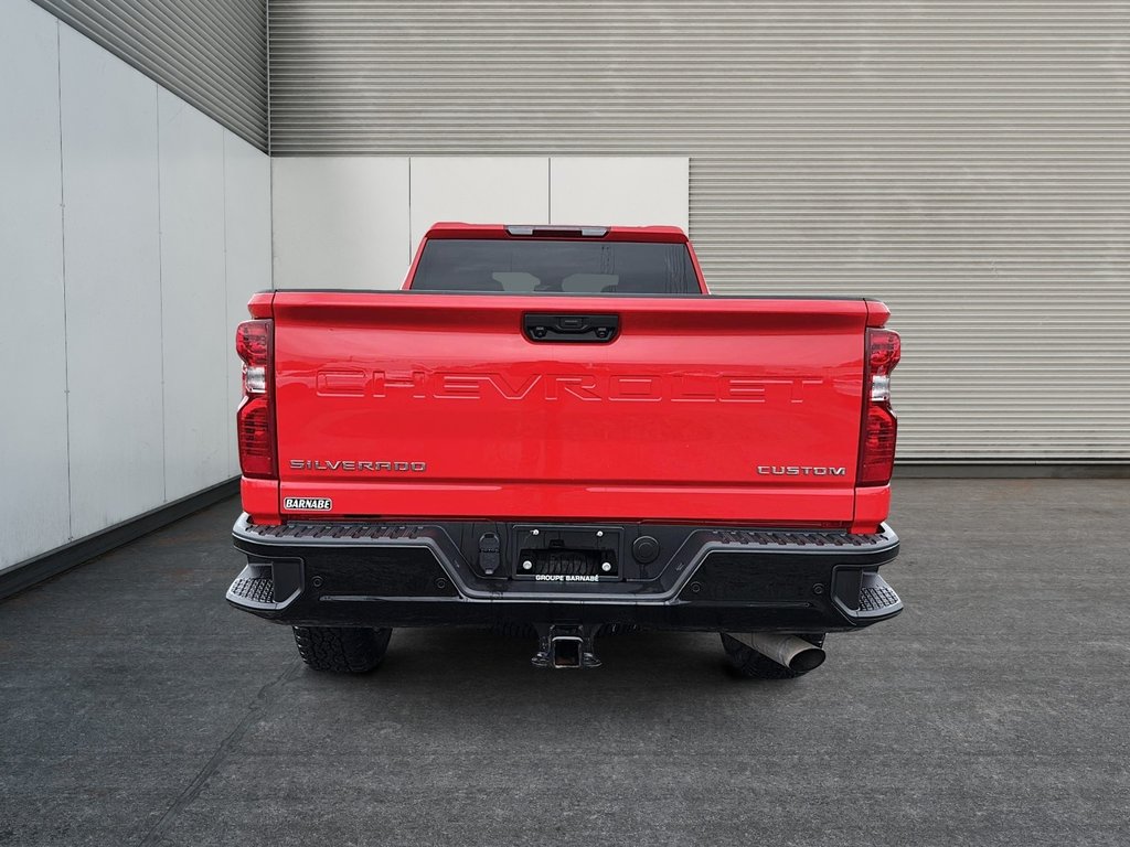 Chevrolet Silverado 2500HD Custom Z71 CrewCabl 6.6L V8 4X4 2024 à St-Jean-Sur-Richelieu, Québec - 3 - w1024h768px