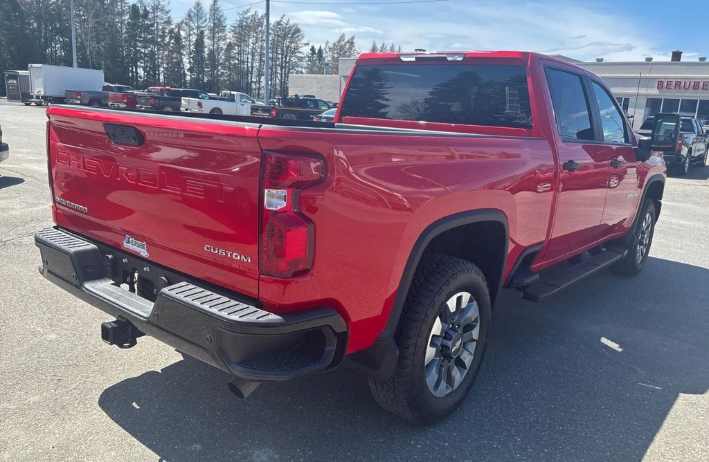 2024 Chevrolet Silverado 2500HD Custom Z71 CrewCab 6.6L V8 4X4 in St-Jean-Sur-Richelieu, Quebec - 2 - w1024h768px