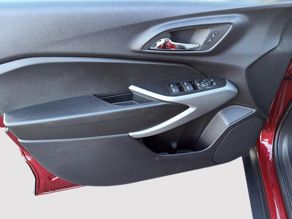 2024 Chevrolet Trax 1RS in Saint-Hyacinthe, Quebec - 11 - w1024h768px