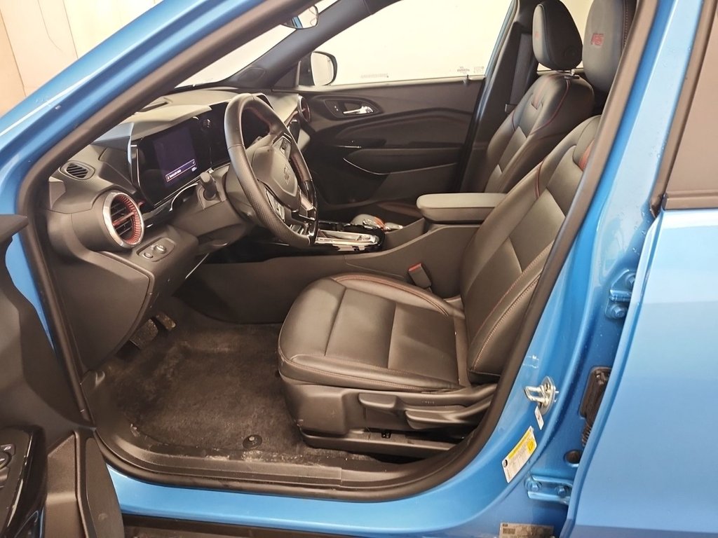 2024 Chevrolet Trax 2RS TOIT-OUVRANT in St-Jean-Sur-Richelieu, Quebec - 3 - w1024h768px