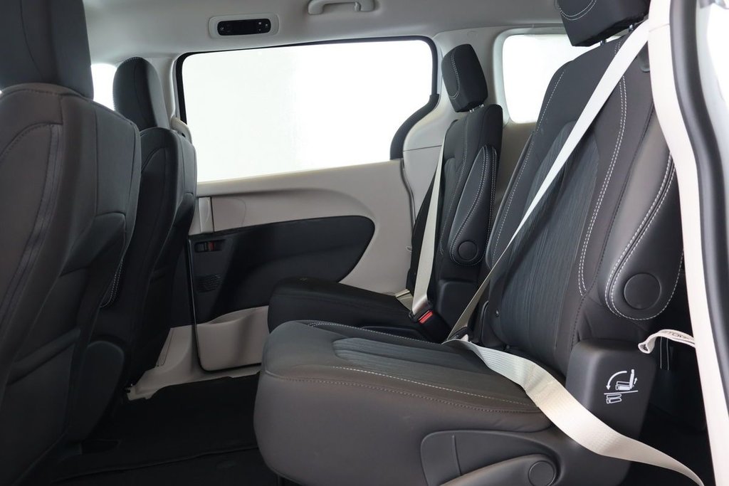 Chrysler Grand Caravan SXT 2024 à St-Jean-Sur-Richelieu, Québec - 9 - w1024h768px