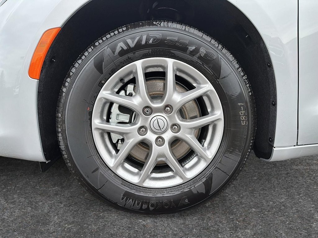 Chrysler Grand Caravan SXT 2024 à St-Jean-Sur-Richelieu, Québec - 6 - w1024h768px