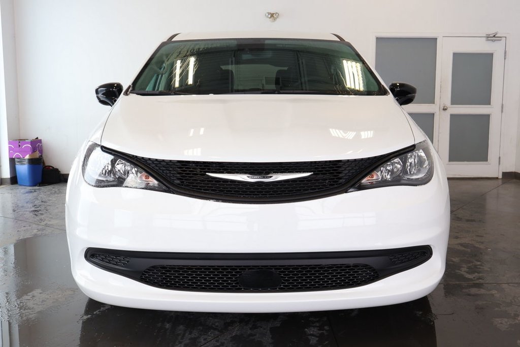 Chrysler Grand Caravan SXT 2024 à St-Jean-Sur-Richelieu, Québec - 4 - w1024h768px