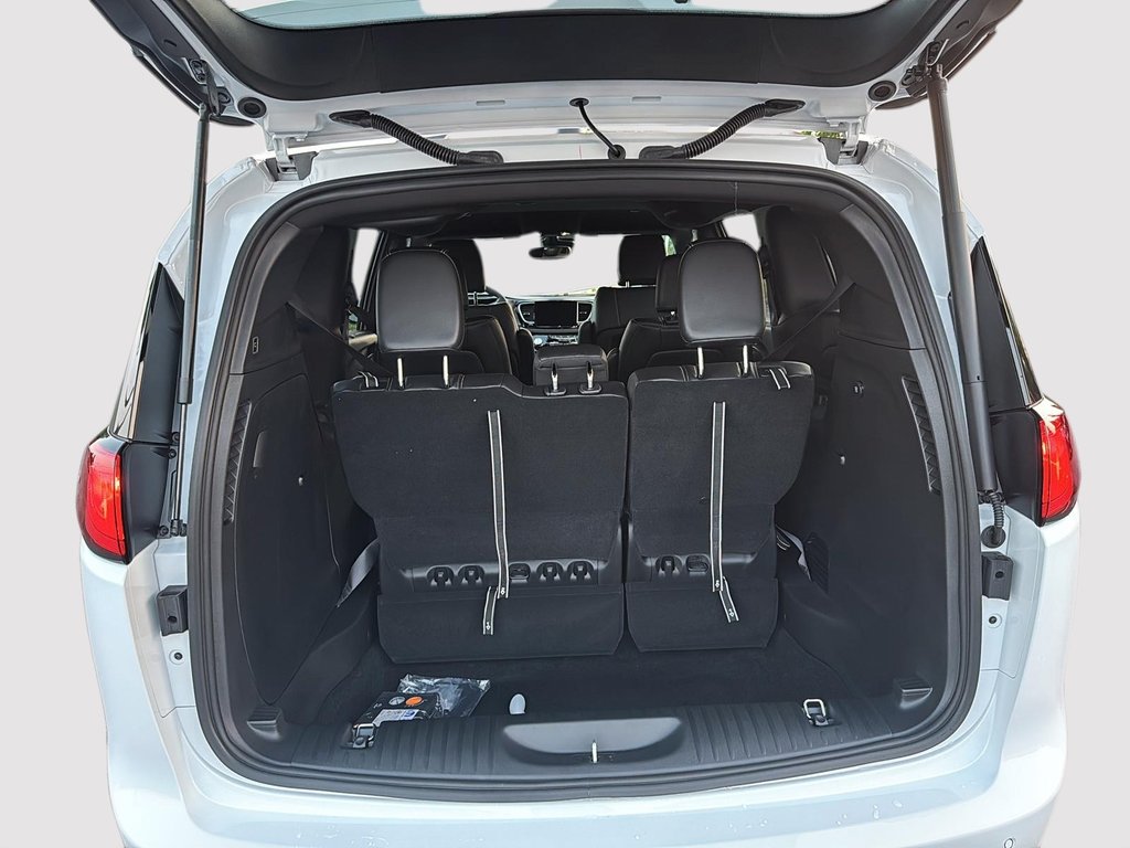 Chrysler Grand Caravan SXT 2025 à St-Jean-Sur-Richelieu, Québec - 6 - w1024h768px