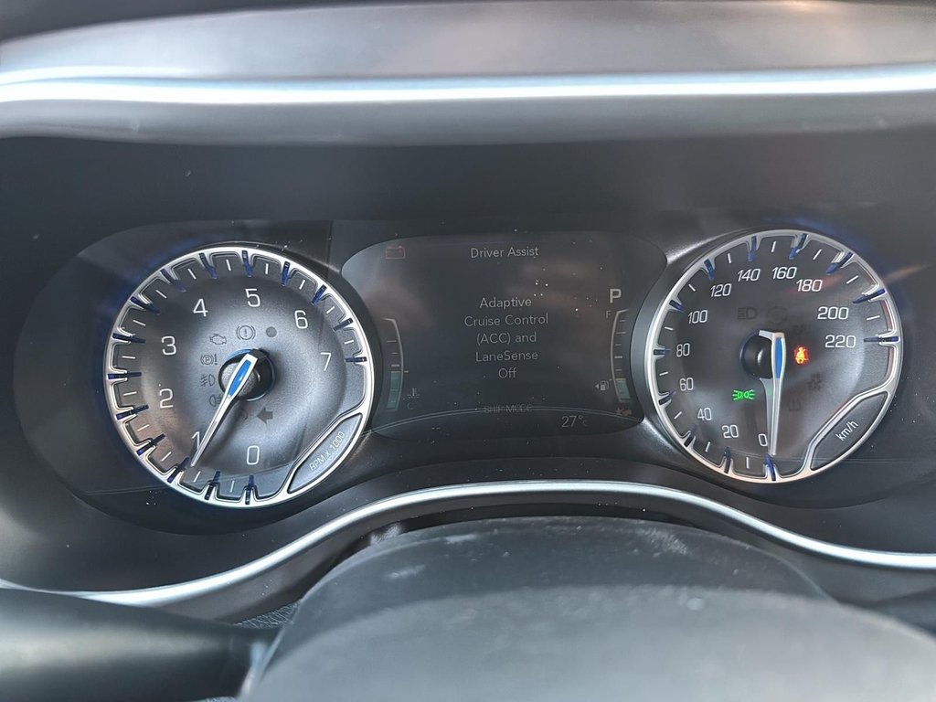 Chrysler Grand Caravan SXT 2026 à Sherbrooke, Québec - 11 - w1024h768px