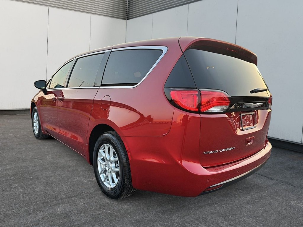 Chrysler Grand Caravan SXT 2026 à St-Jean-Sur-Richelieu, Québec - 4 - w1024h768px