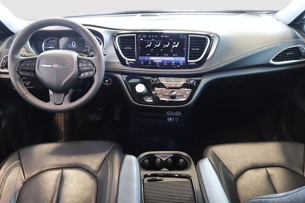 Chrysler Pacifica Hybrid Touring L Plus Ensemble S - Branchable 2022 à St-Jean-Sur-Richelieu, Québec - 11 - w1024h768px