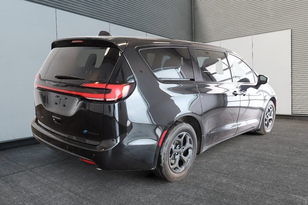 Chrysler Pacifica Hybrid Touring L Plus Ensemble S - Branchable 2022 à St-Jean-Sur-Richelieu, Québec - 8 - w1024h768px
