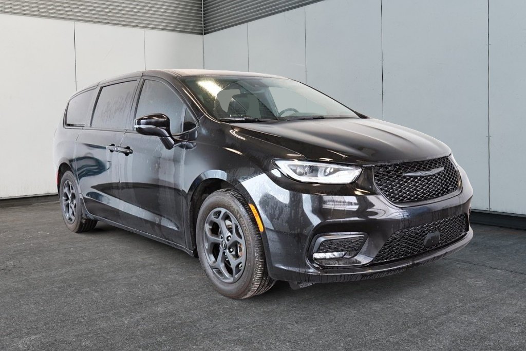 Chrysler Pacifica Hybrid Touring L Plus Ensemble S - Branchable 2022 à St-Jean-Sur-Richelieu, Québec - 3 - w1024h768px