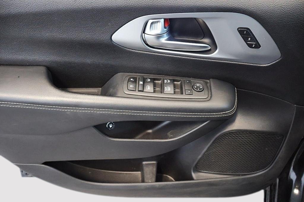 Chrysler Pacifica Hybrid Touring L Plus Ensemble S - Branchable 2022 à St-Jean-Sur-Richelieu, Québec - 20 - w1024h768px