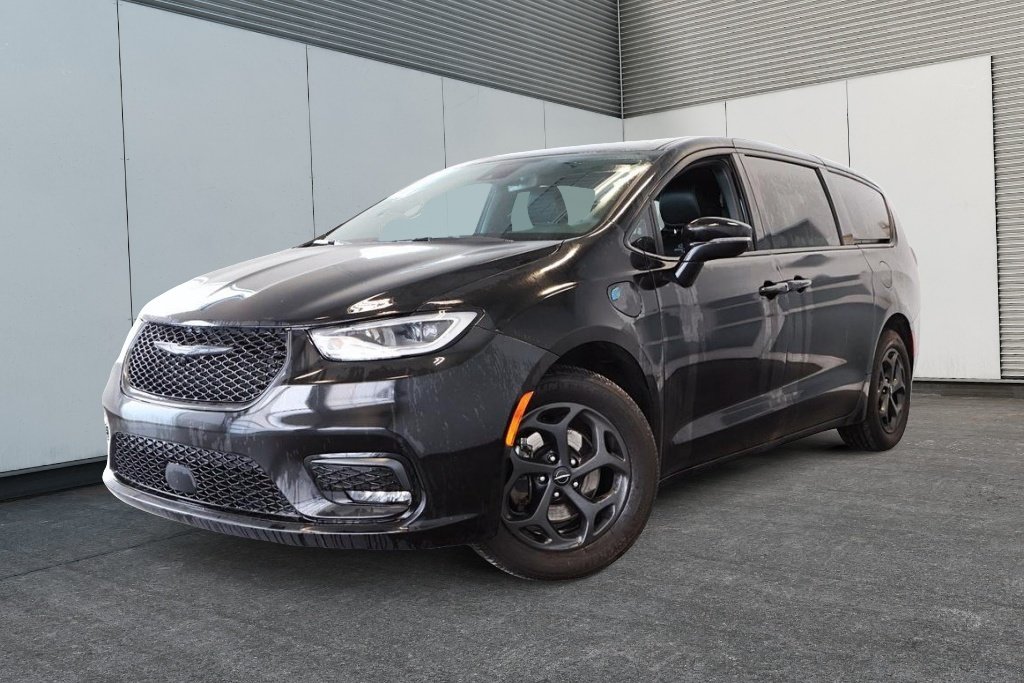Chrysler Pacifica Hybrid Touring L Plus Ensemble S - Branchable 2022 à St-Jean-Sur-Richelieu, Québec - 1 - w1024h768px