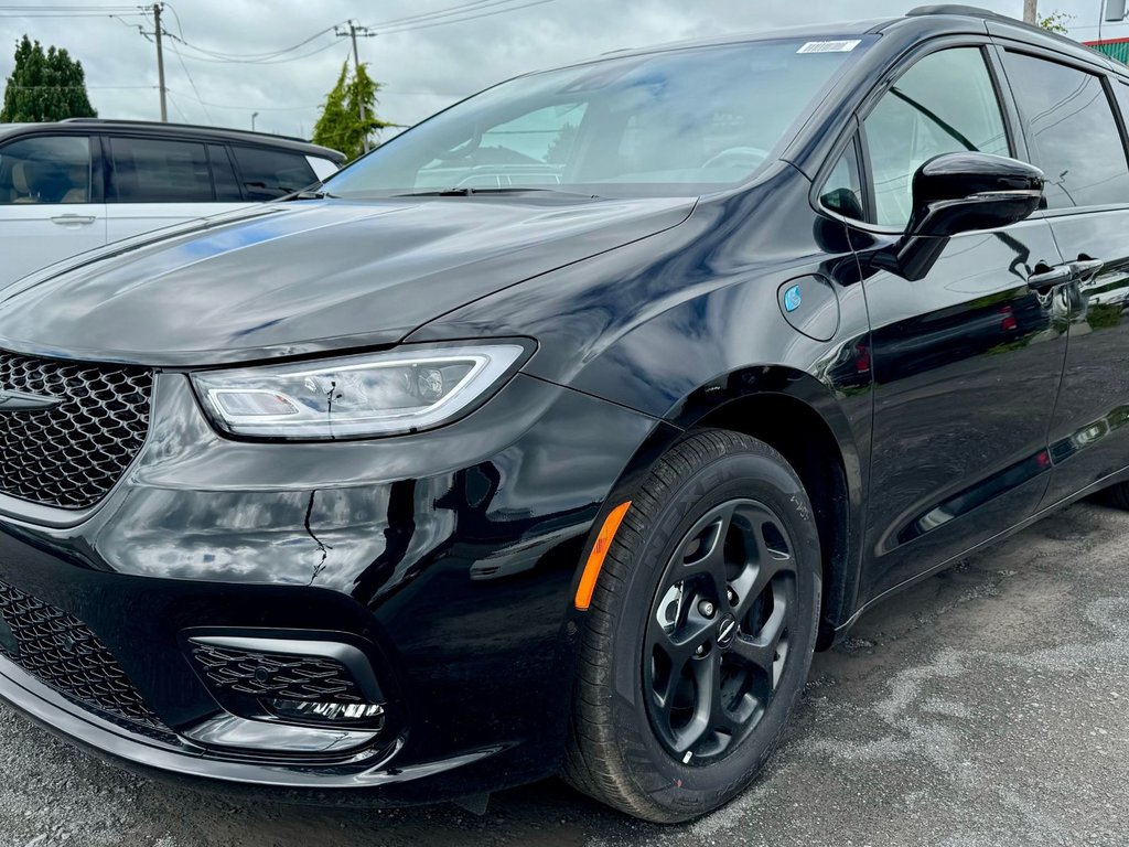 2024 Chrysler Pacifica Hybrid PREMIUM S APPEARANCE in St-Jean-Sur-Richelieu, Quebec - 1 - w1024h768px