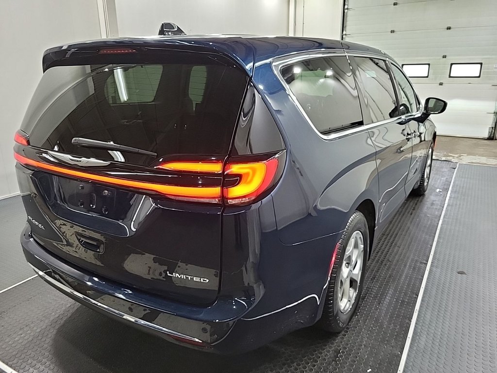 Chrysler Pacifica Limited 2024 à St-Jean-Sur-Richelieu, Québec - 3 - w1024h768px