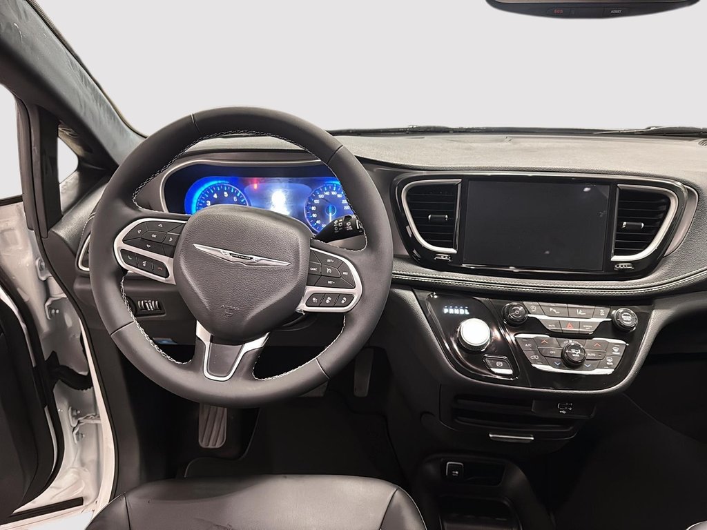 Chrysler Pacifica SELECT 2026 à Sherbrooke, Québec - 10 - w1024h768px