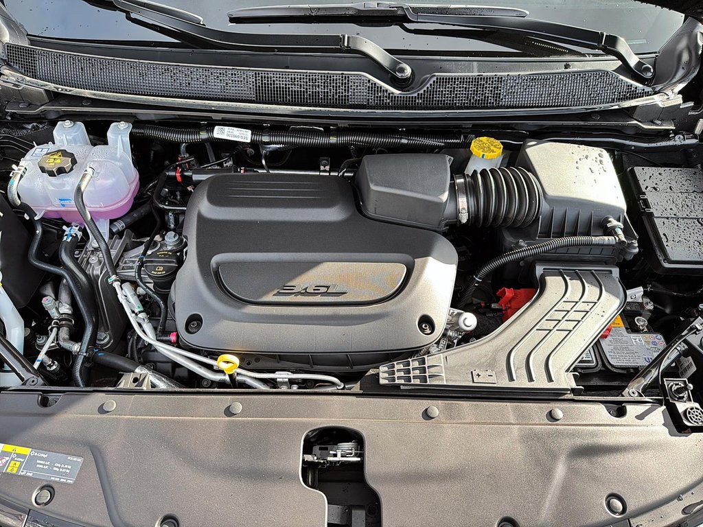 2026 Chrysler Pacifica SELECT in Sherbrooke, Quebec - 8 - w1024h768px