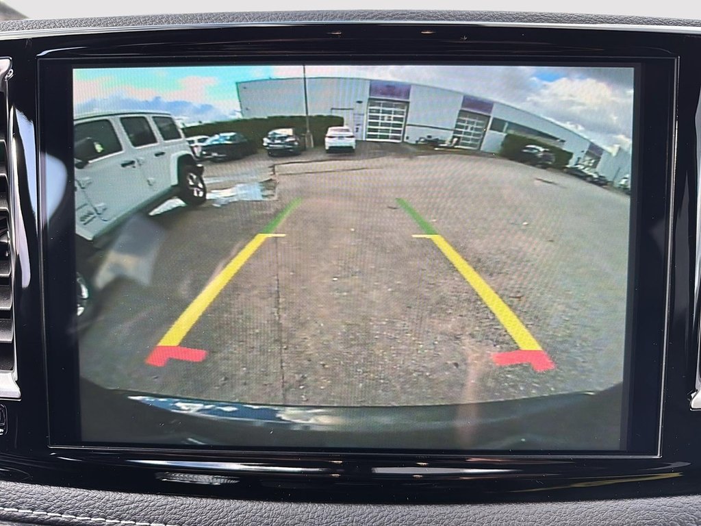 2026 Chrysler Pacifica SELECT in Sherbrooke, Quebec - 16 - w1024h768px