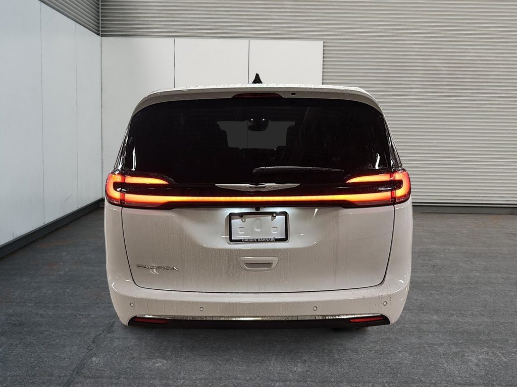 Chrysler Pacifica SELECT 2026 à Sherbrooke, Québec - 3 - w1024h768px