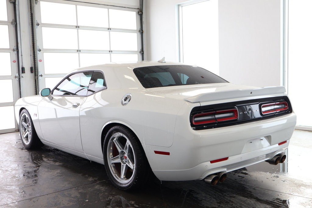 2023 Dodge Challenger R/T ENSEMBLE PLUS ET PERFORMANCE in St-Jean-Sur-Richelieu, Quebec - 5 - w1024h768px