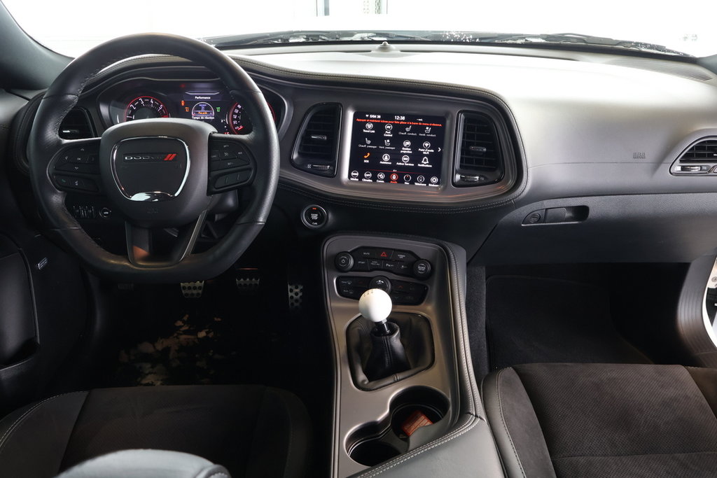 2023 Dodge Challenger R/T ENSEMBLE PLUS ET PERFORMANCE in St-Jean-Sur-Richelieu, Quebec - 10 - w1024h768px