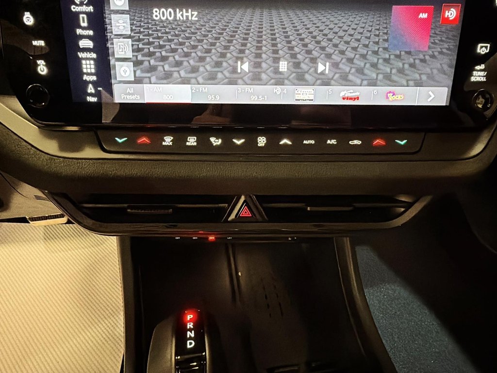 Dodge Charger 2-Doors SCAT PACK PLUS 2026 à Sherbrooke, Québec - 14 - w1024h768px